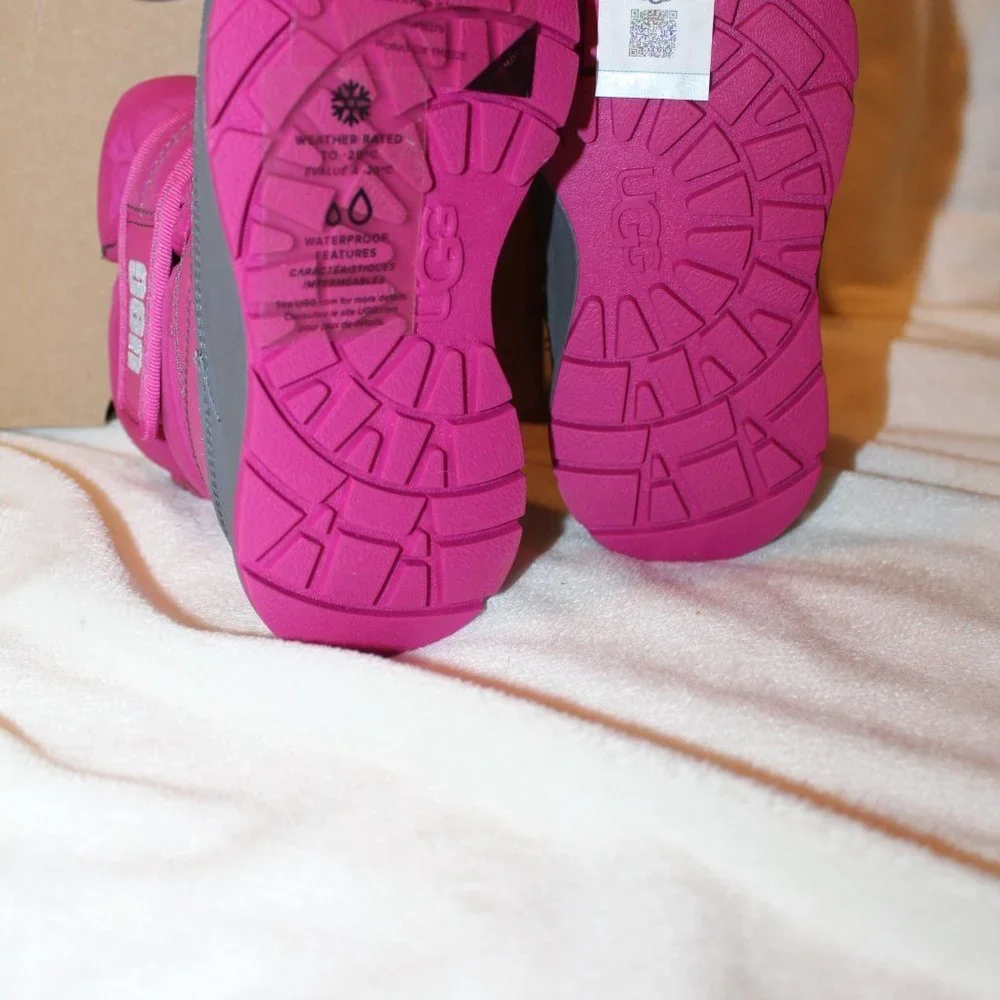 NIB UGG TODDLER WINTER LEATHER SHEARLING LINED BOOTS FUSCHIA‎ PINK